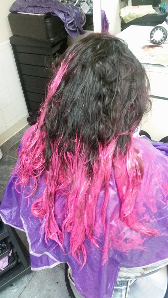 Peinado rosa
